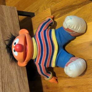 VTG Vintage Sesame Street Ernie doll